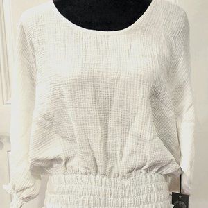 Vince Camuto - Summer Heat New Ivory Blouse - small